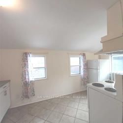 263 Wright Ave Property Photo 12