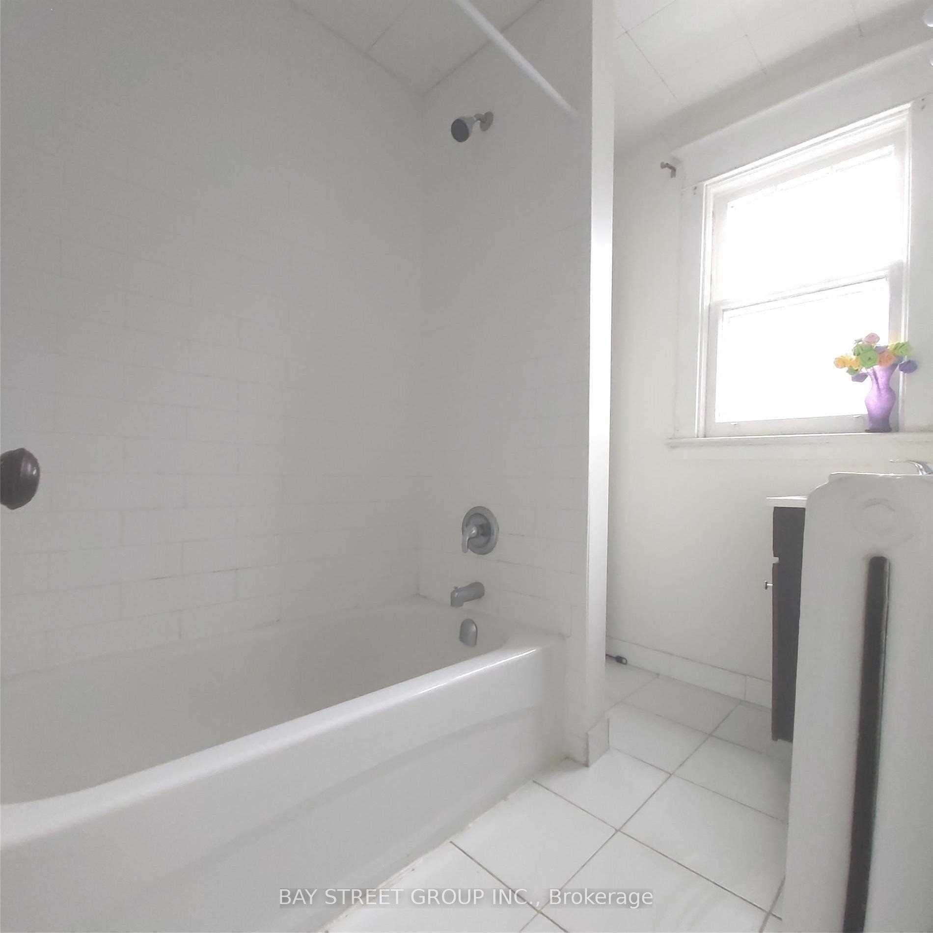 263 Wright Ave Property Photo 15