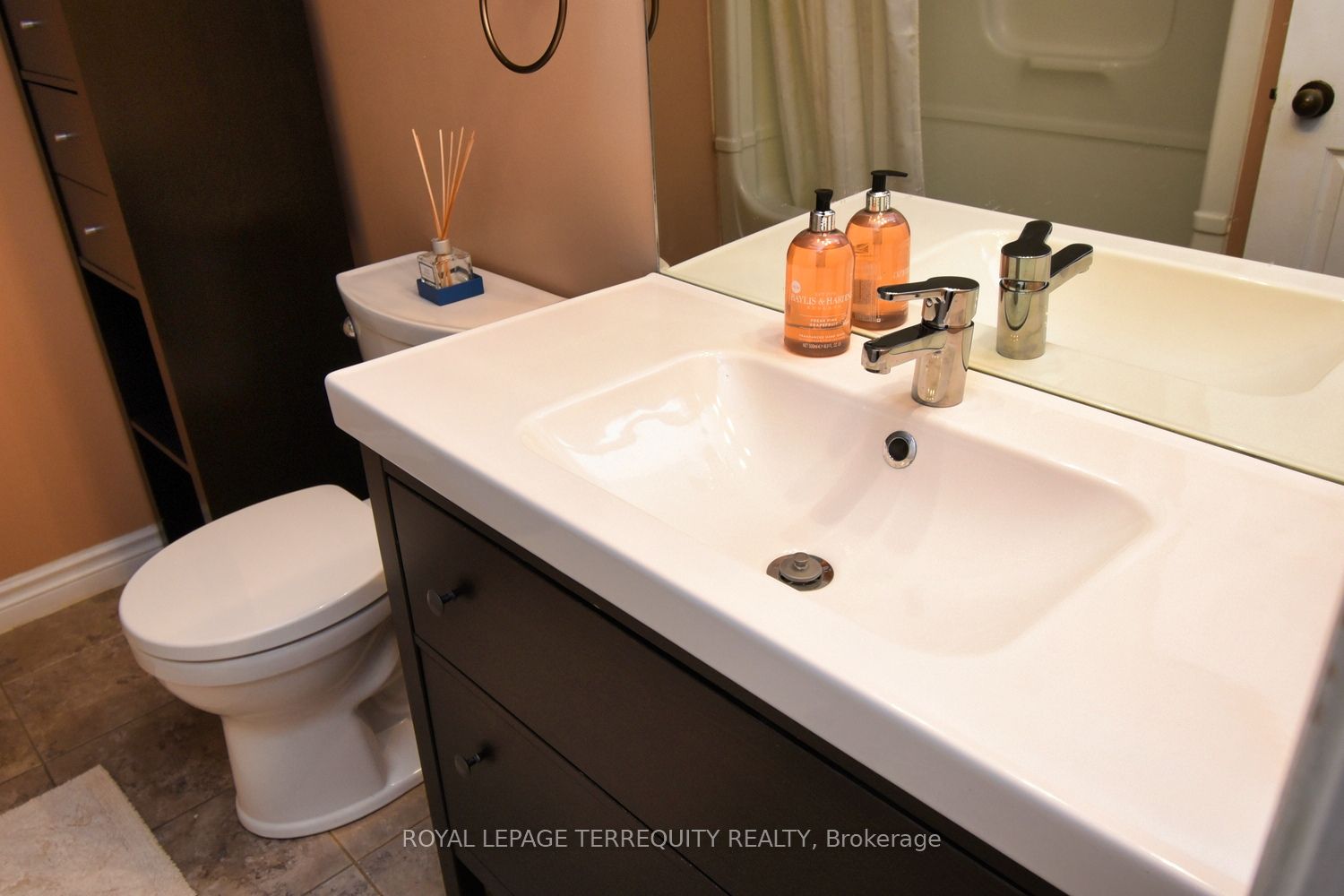 2040 Cleaver Ave S 10 Property Photo 18