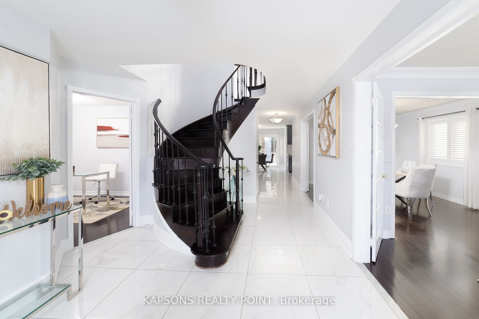 36 Livery Way Property Photo 3