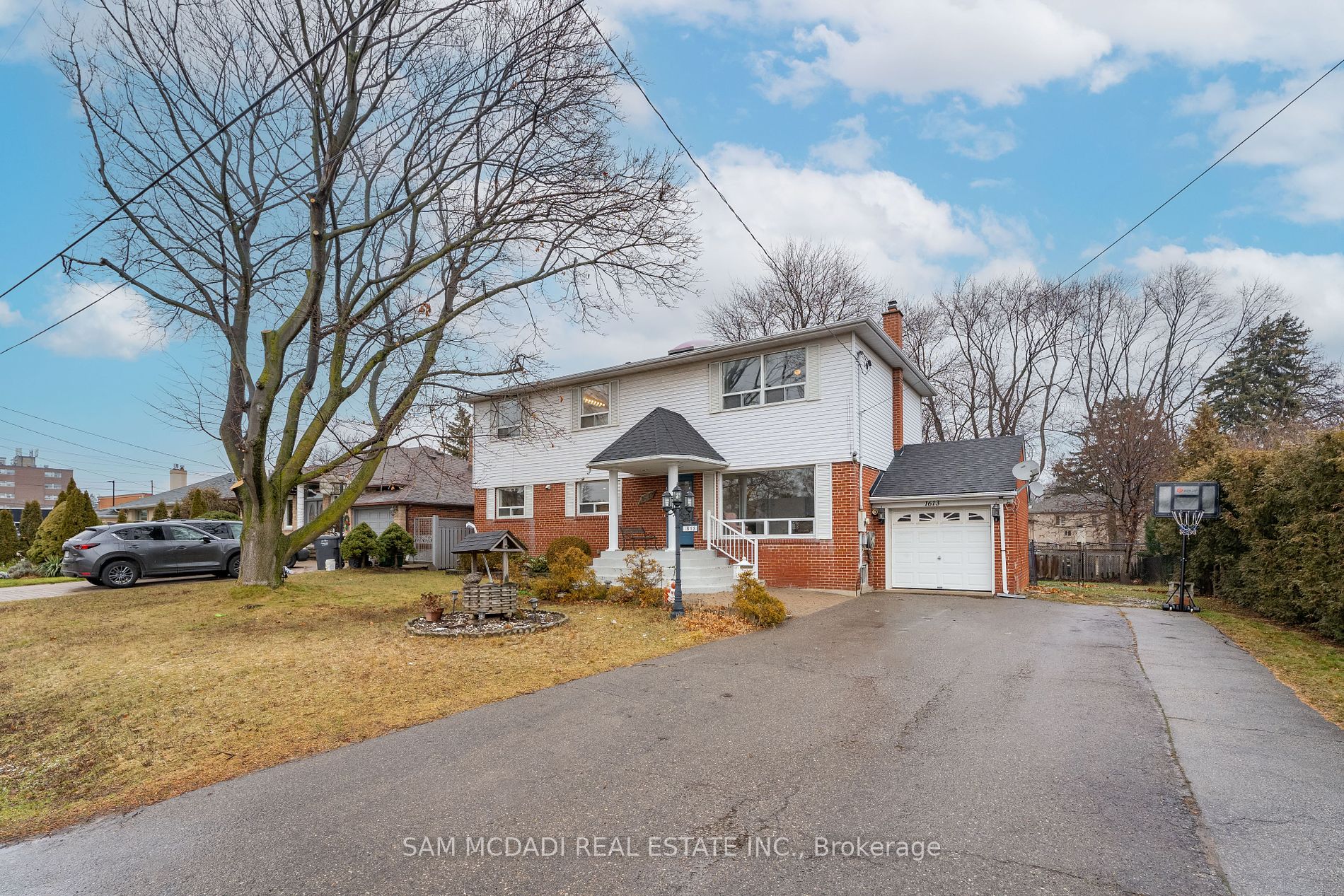 1613 Kipper Ave Property Photo 1
