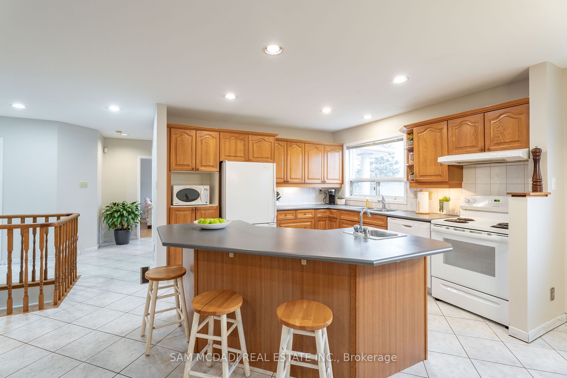 1613 Kipper Ave Property Photo 3