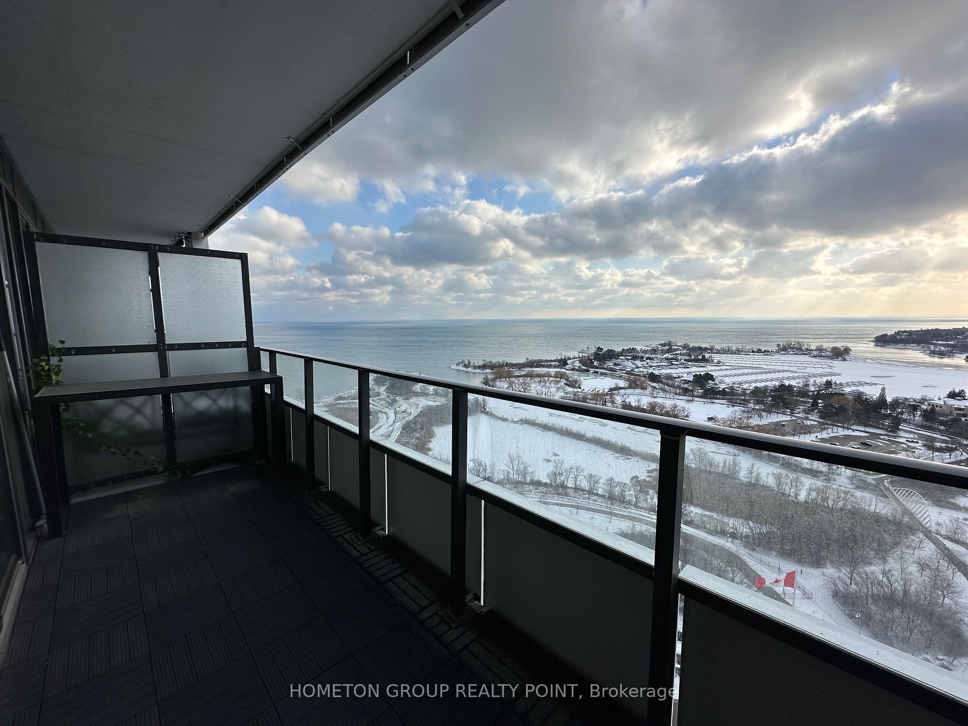 20 Shore Breeze Dr 01 Property Photo 17