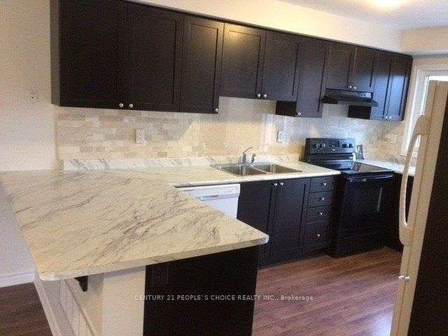 1531 Gainer Cres Property Photo 8