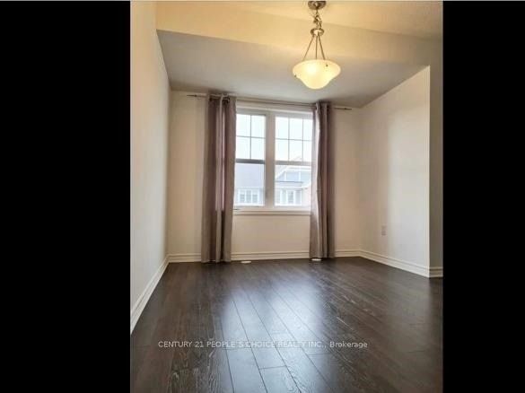 1531 Gainer Cres Property Photo 10