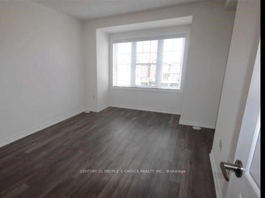 1531 Gainer Cres Property Photo 16
