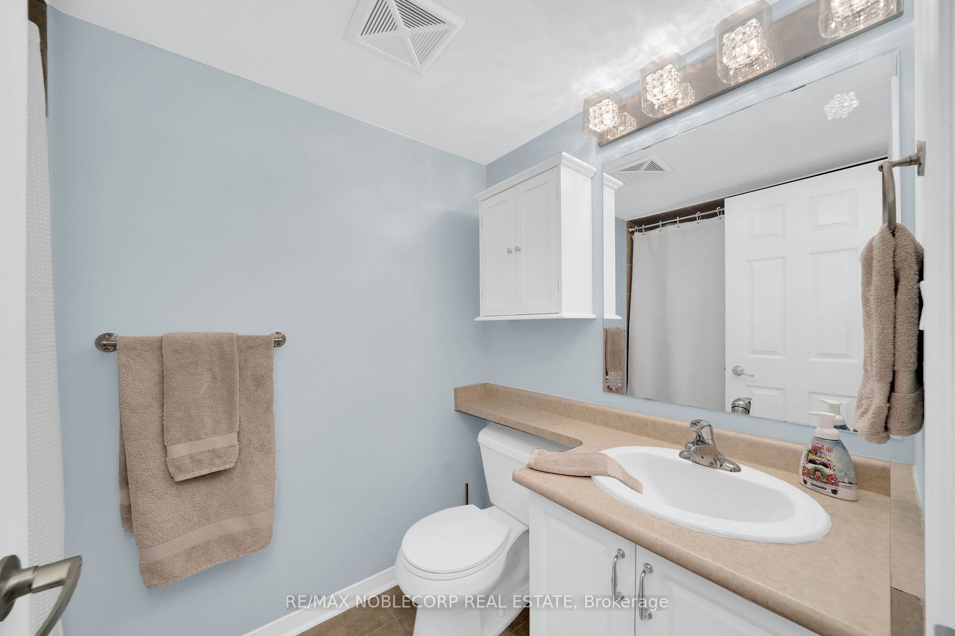 5 Armstrong St 4 Property Photo 23