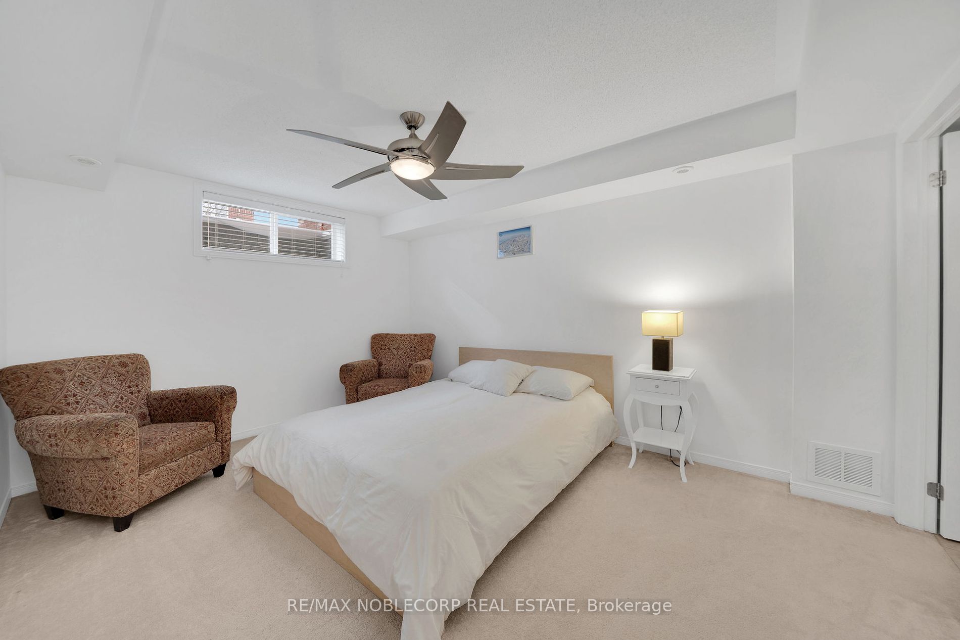 5 Armstrong St 4 Property Photo 25