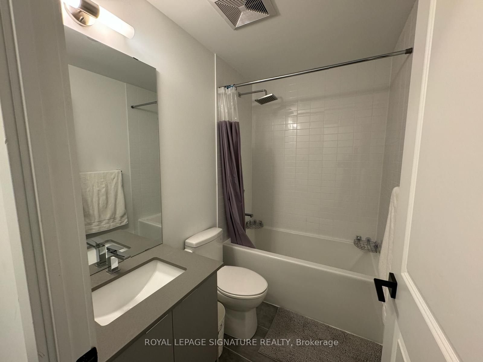 2481 Taunton Rd 08 Property Photo 4