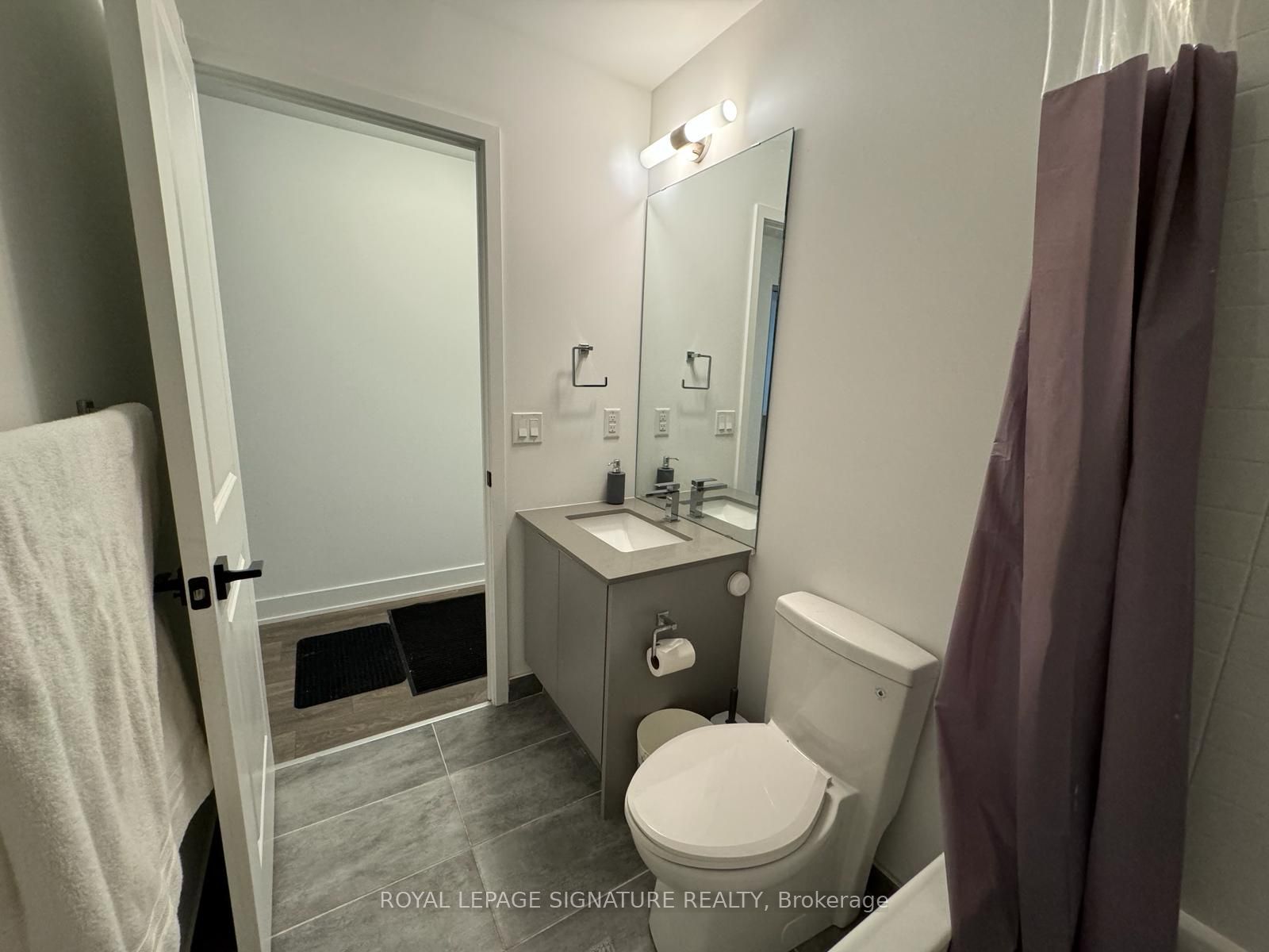 2481 Taunton Rd 08 Property Photo 5