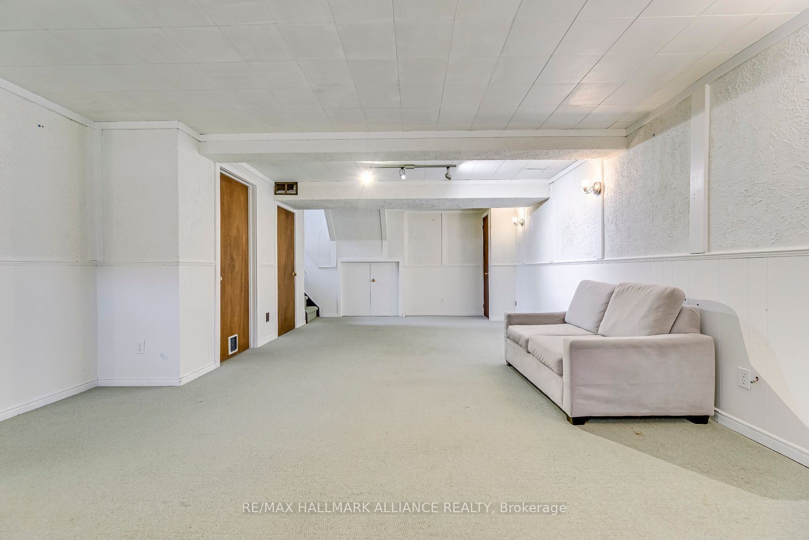 2306 Devon Rd Property Photo 32