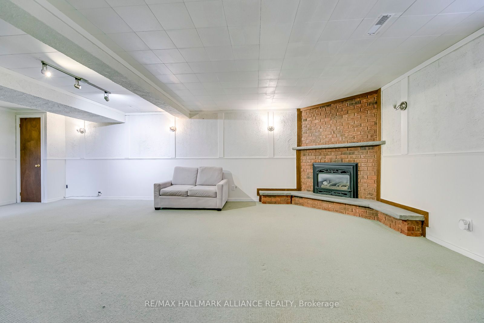2306 Devon Rd Property Photo 33