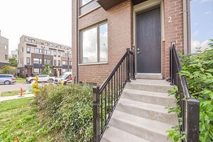 2 Sarah Jackson Cres Property Photo 3