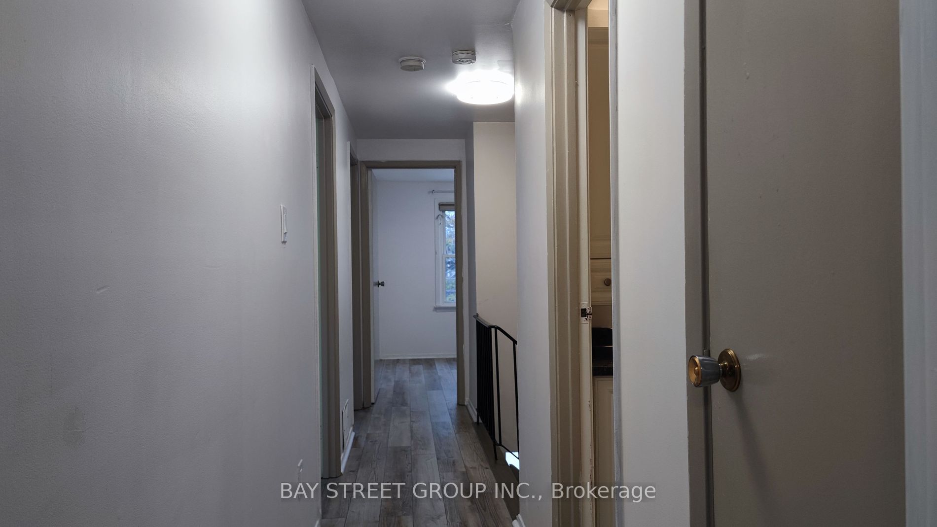 1244 Consort Cres Property Photo 18