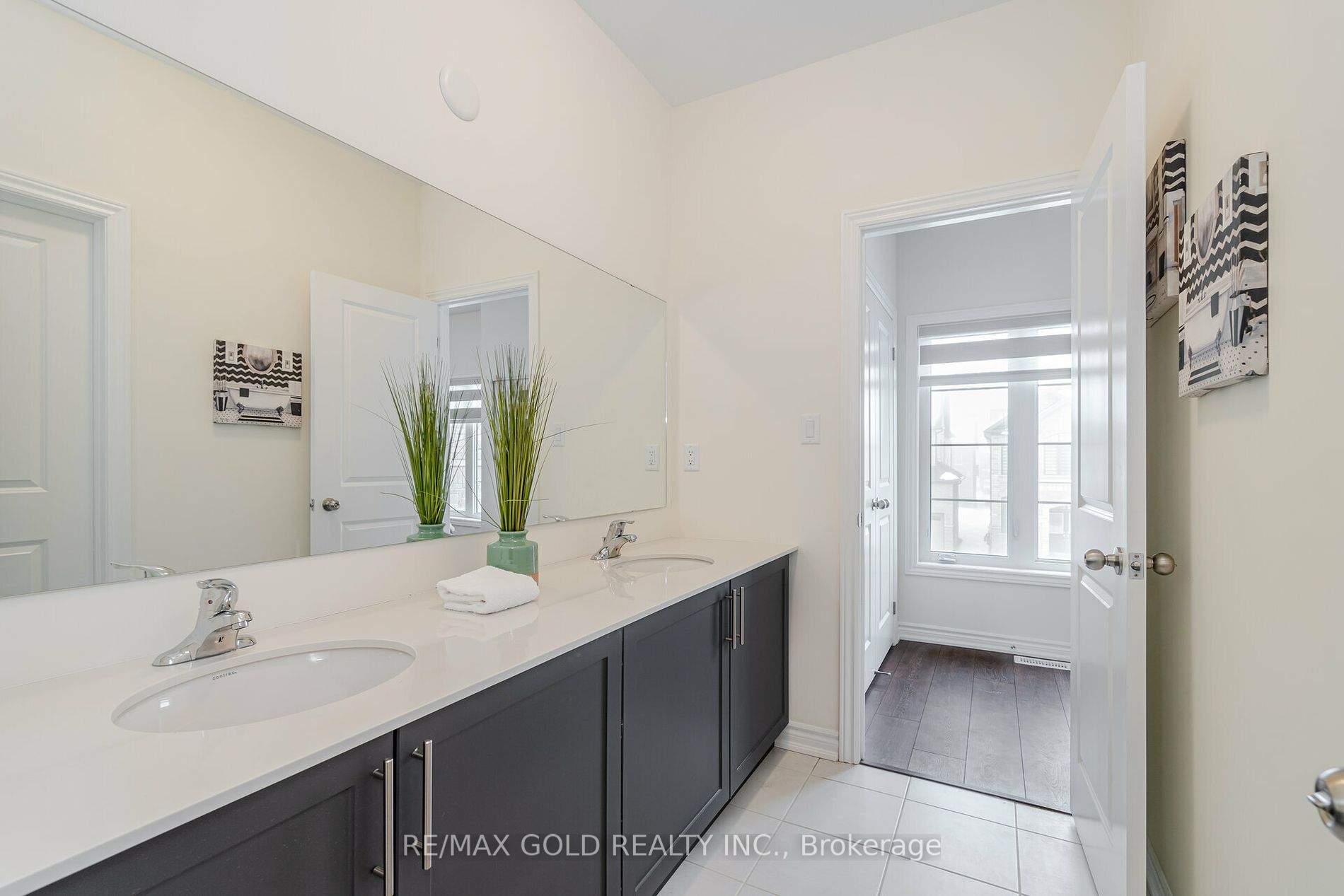20 Fuller St Property Photo 32