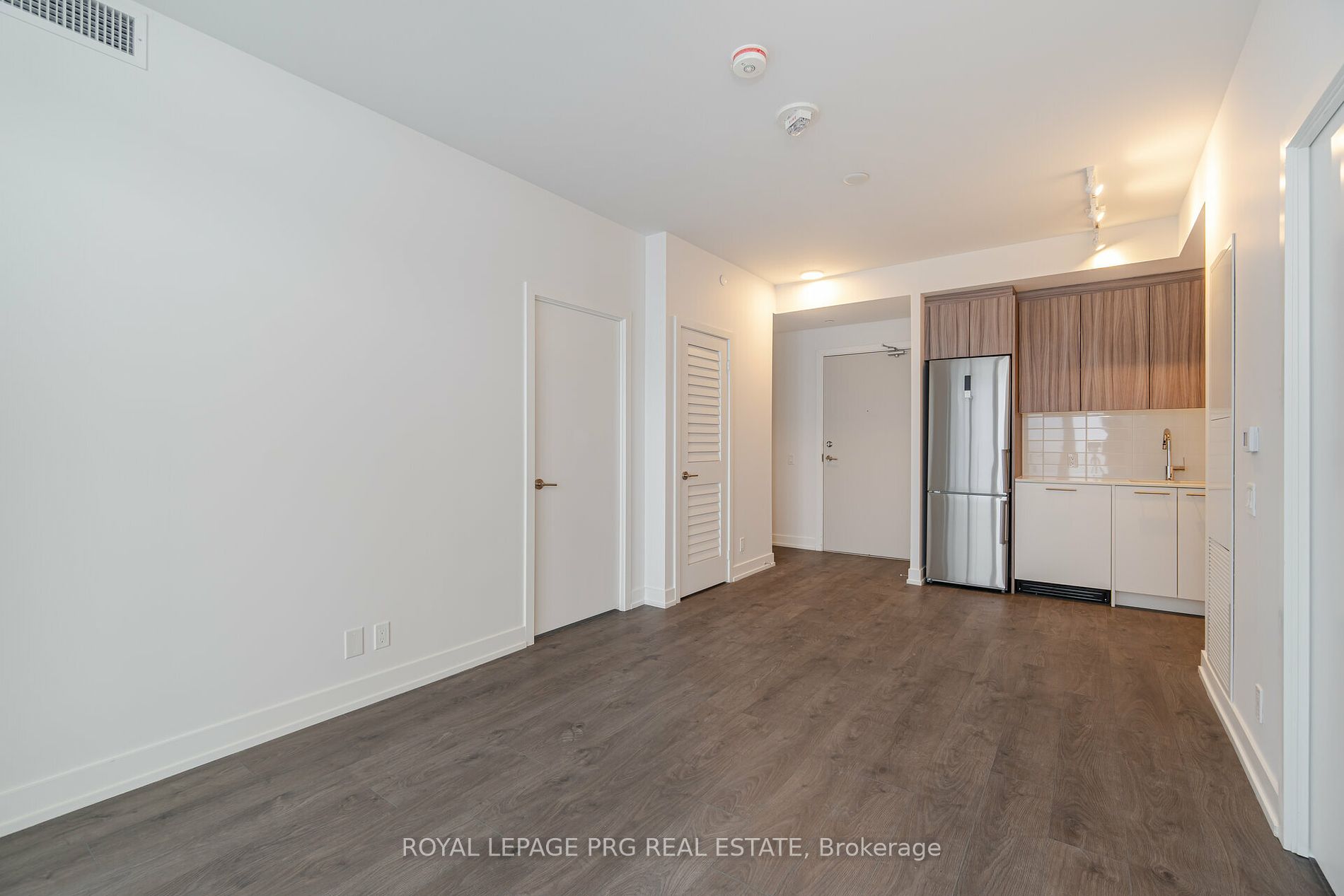 225 Veterans Dr 507 Property Photo 15