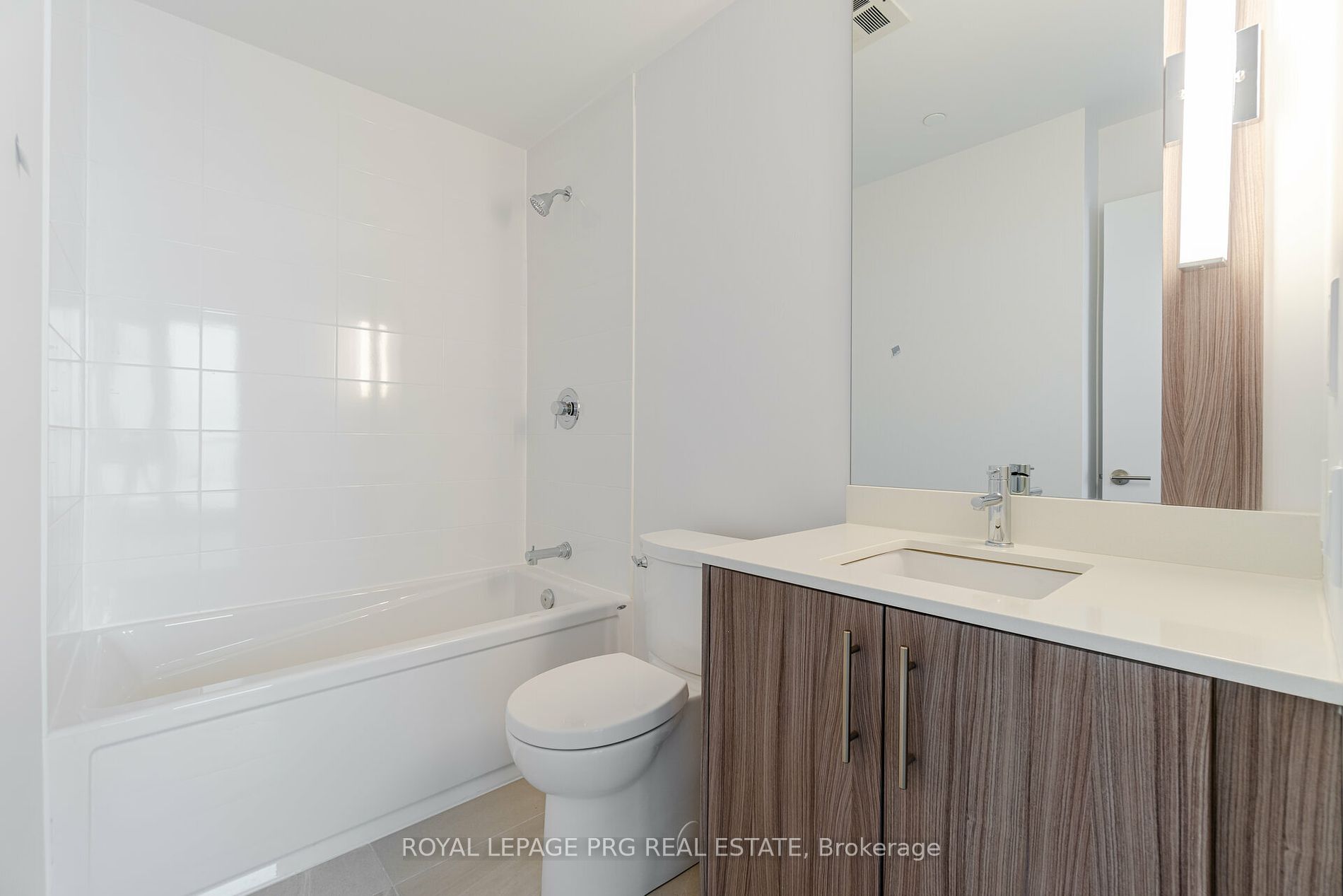 225 Veterans Dr 507 Property Photo 33