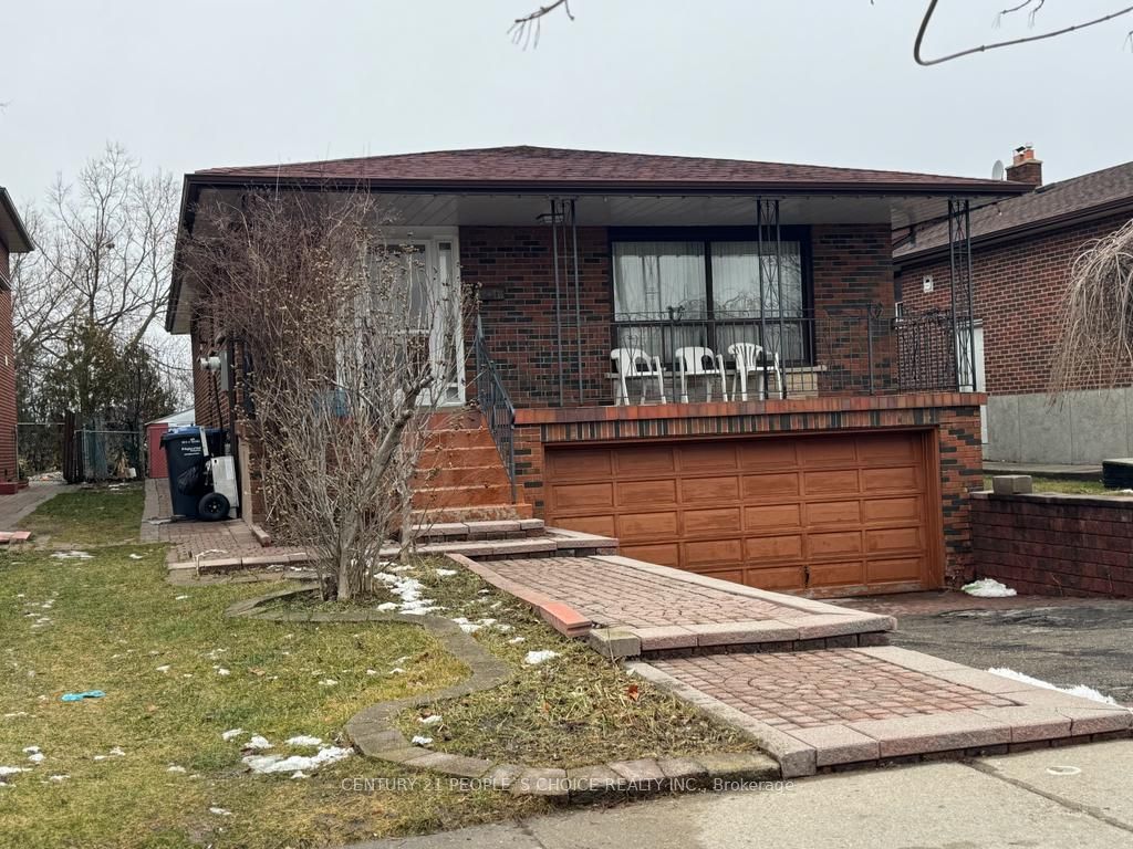 7600 Middleshire Dr Property Photo 4
