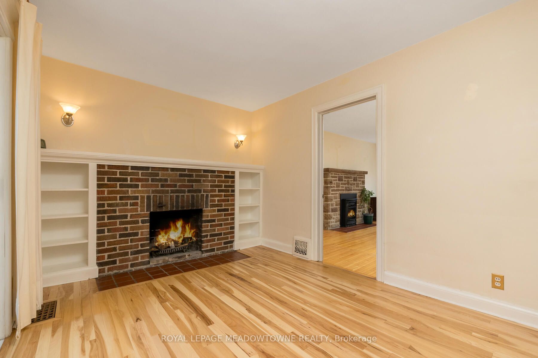 16 Charles St Property Photo 13