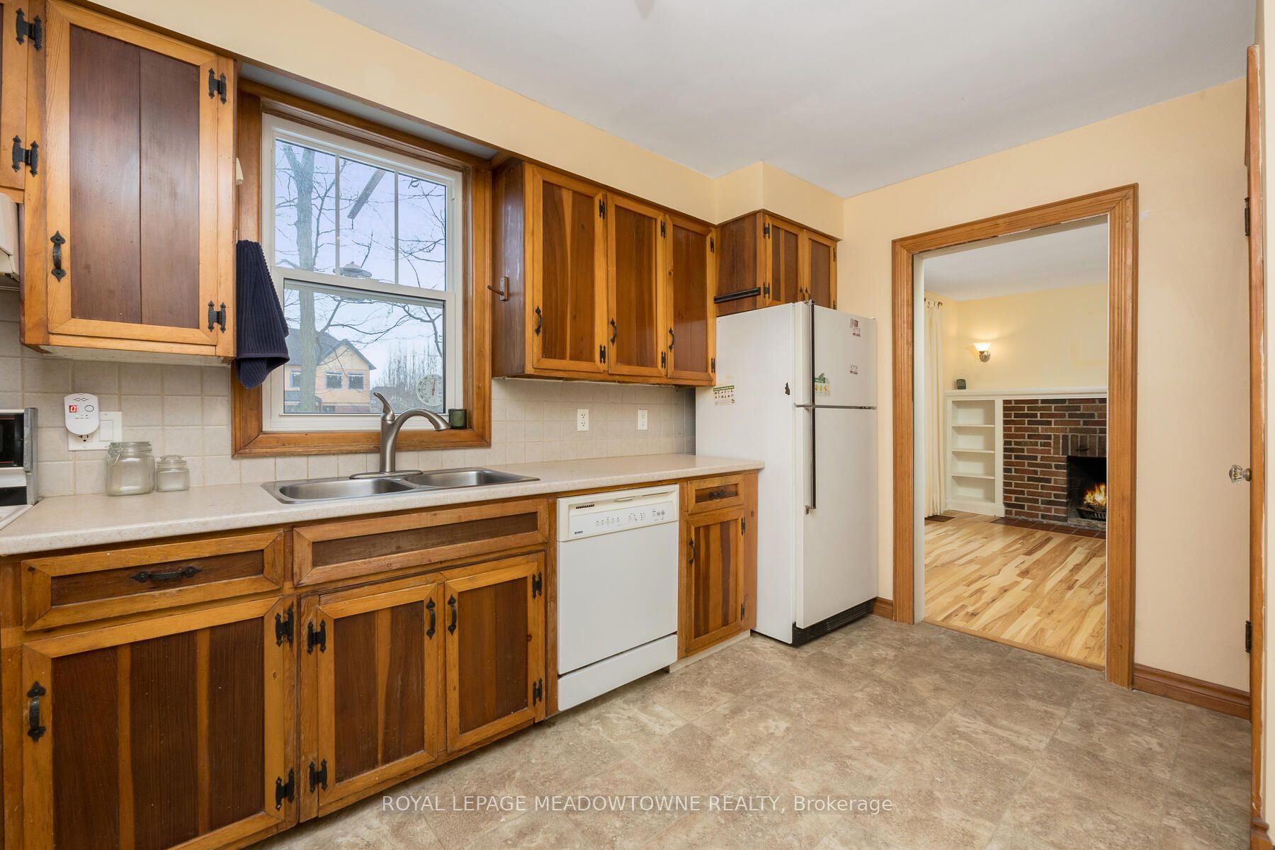 16 Charles St Property Photo 16