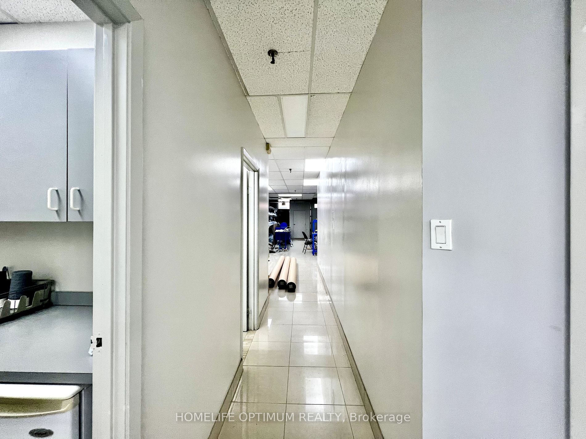 1170 Sheppard Ave W Property Photo 5
