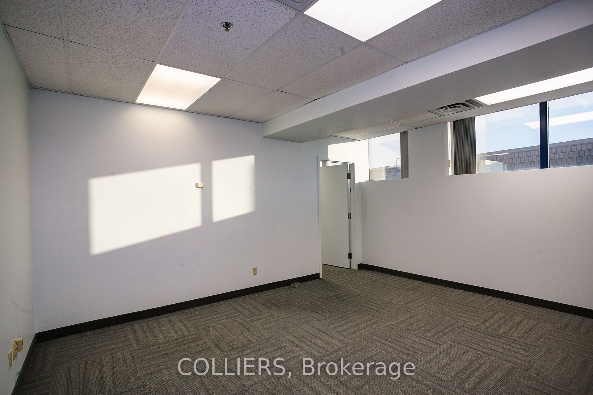2150 Winston Park Drive 204 Property Photo 2