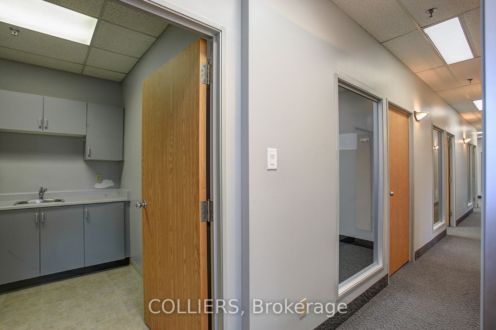 2140 Winston Park Drive 202 Property Photo 7
