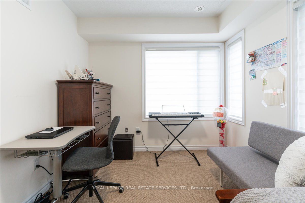 389 The Westway Property Photo 15