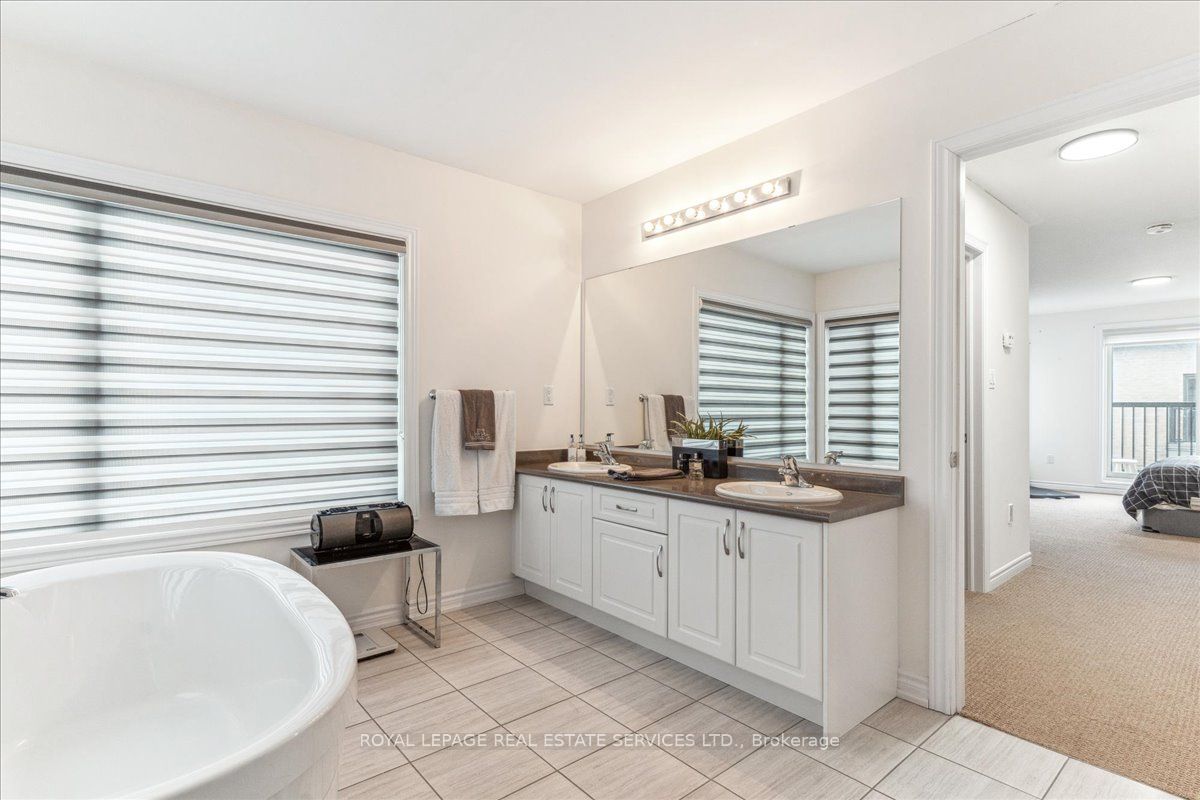 389 The Westway Property Photo 24