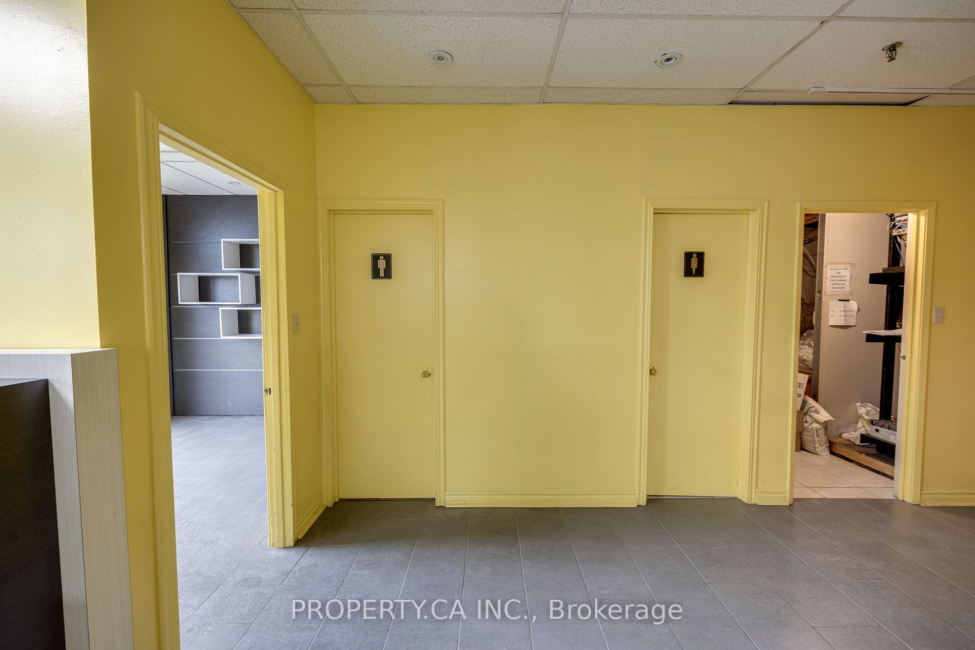 375 Norfinch Dr Property Photo 18