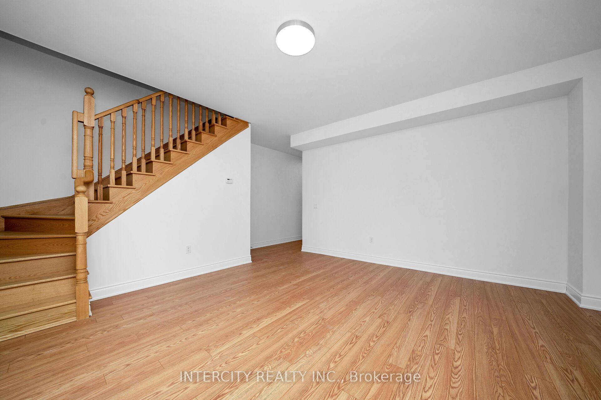 20 Tarmola Park Court Property Photo 7