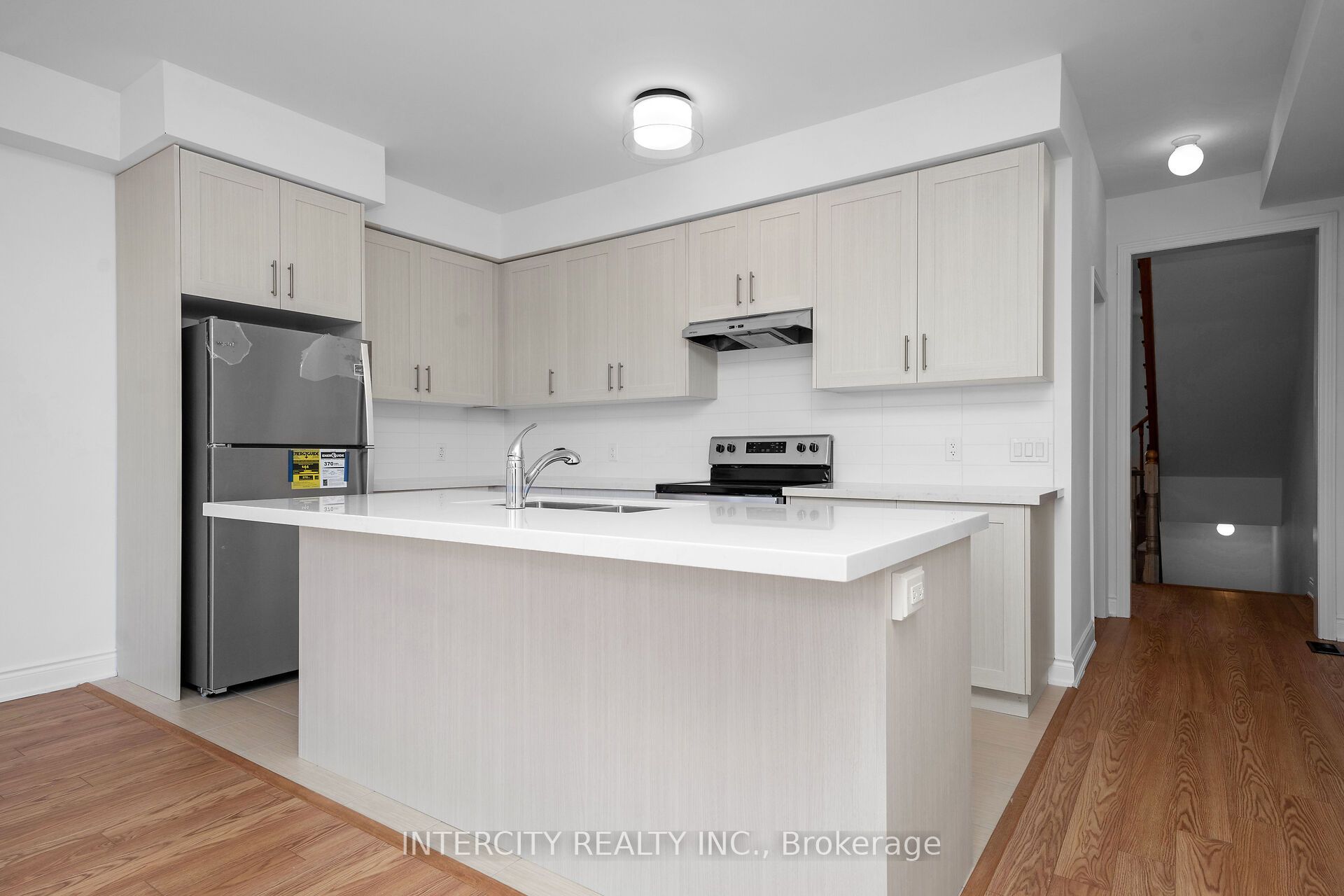 20 Tarmola Park Court Property Photo 11