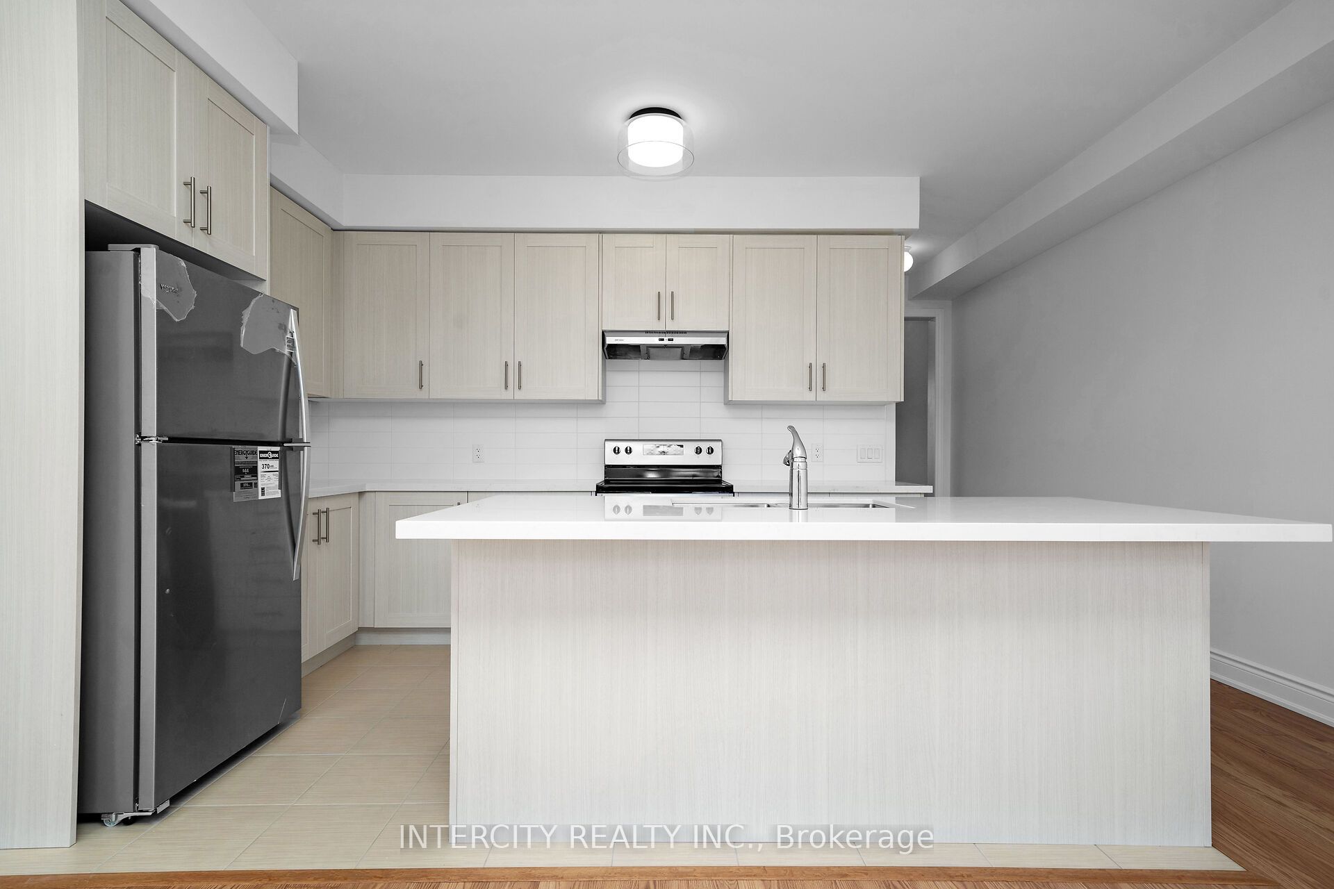 20 Tarmola Park Court Property Photo 12