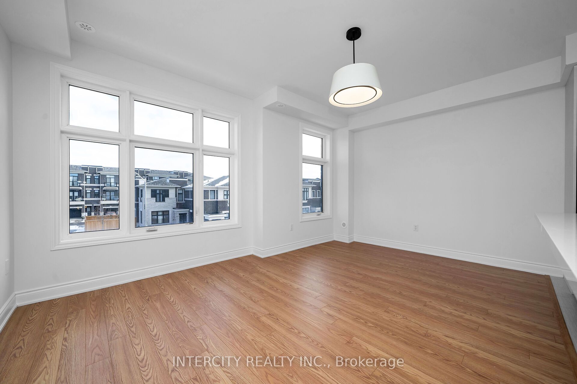 20 Tarmola Park Court Property Photo 16