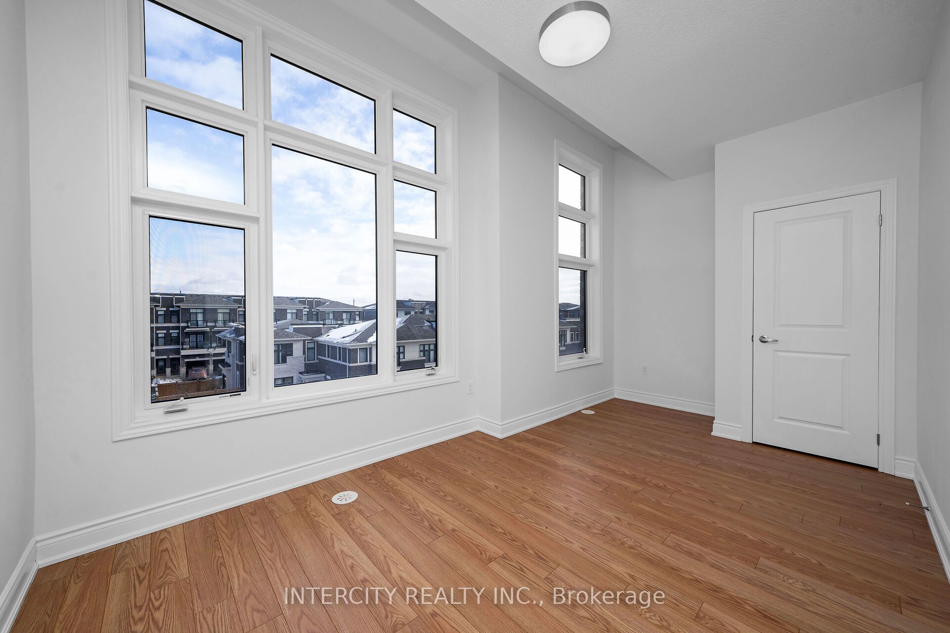 20 Tarmola Park Court Property Photo 26