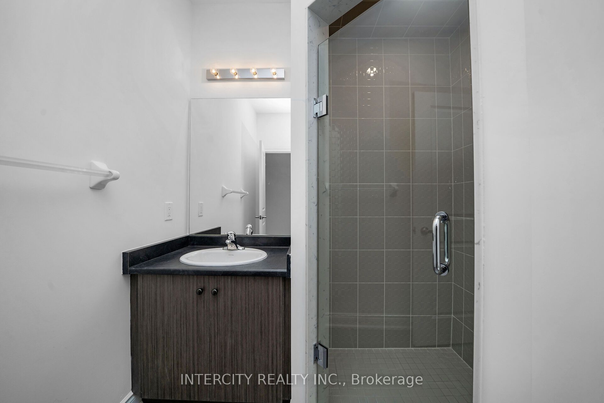 20 Tarmola Park Court Property Photo 30
