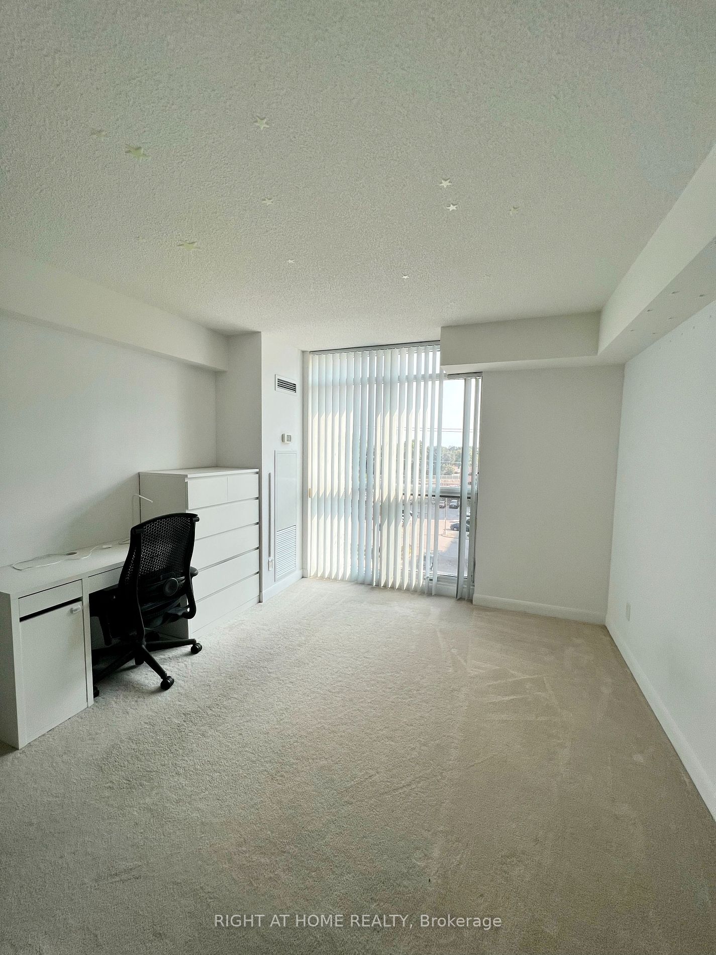 215 Sherway Gardens Rd 502 Property Photo 6
