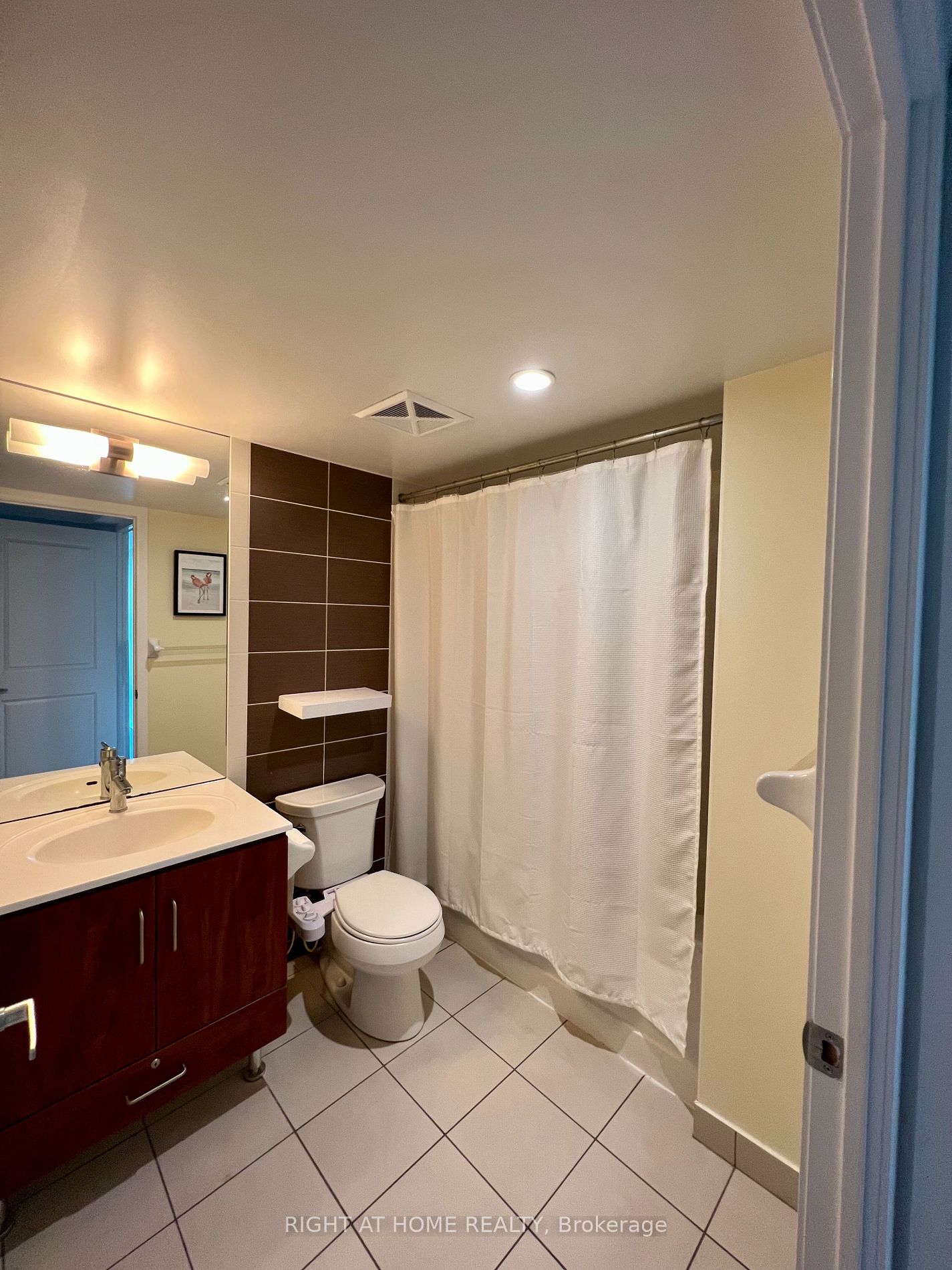 215 Sherway Gardens Rd 502 Property Photo 8