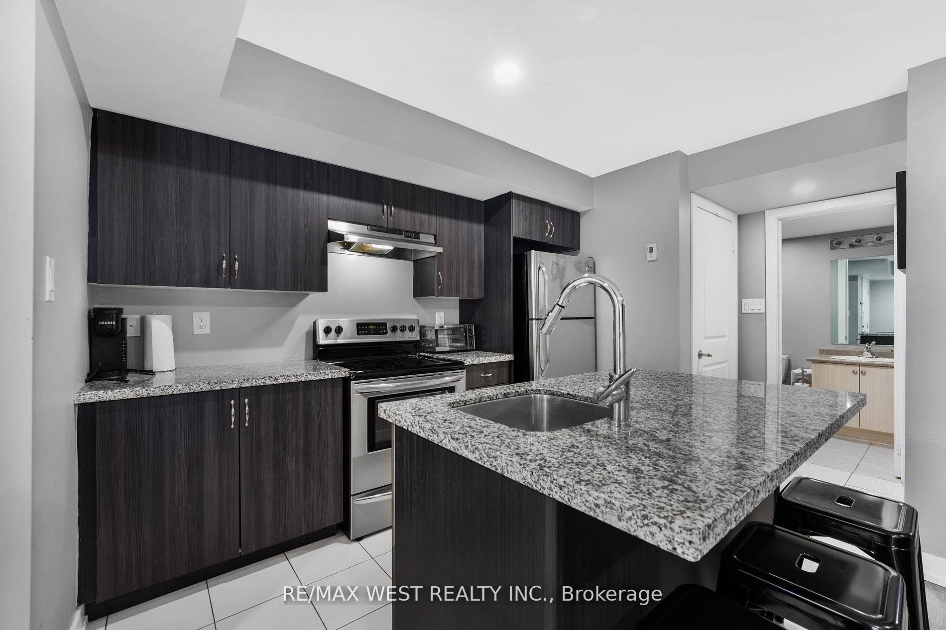 2315 Sheppard Ave W 13 Property Photo 3