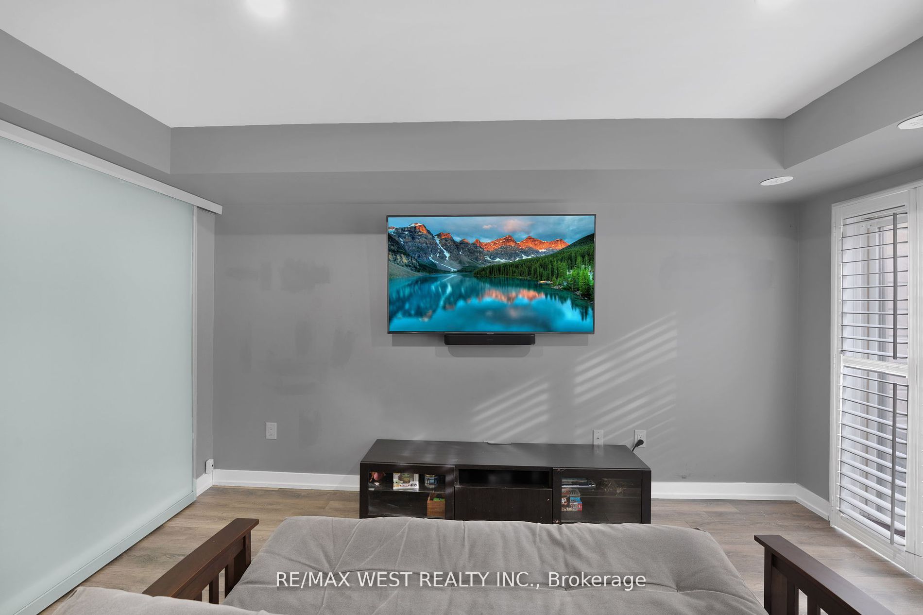 2315 Sheppard Ave W 13 Property Photo 7