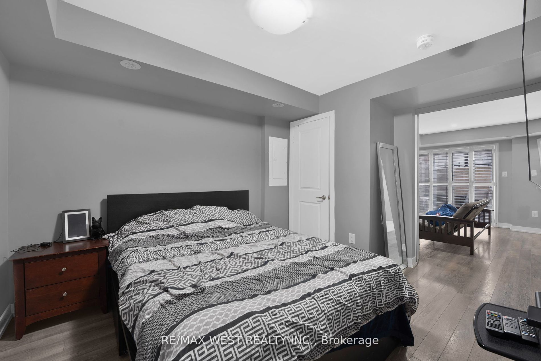 2315 Sheppard Ave W 13 Property Photo 10