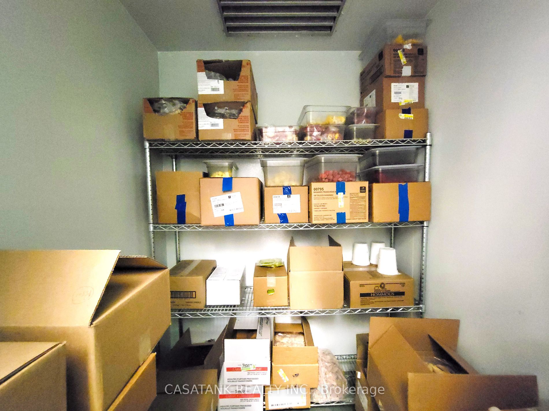125 Lakeshore Rd E Property Photo 11