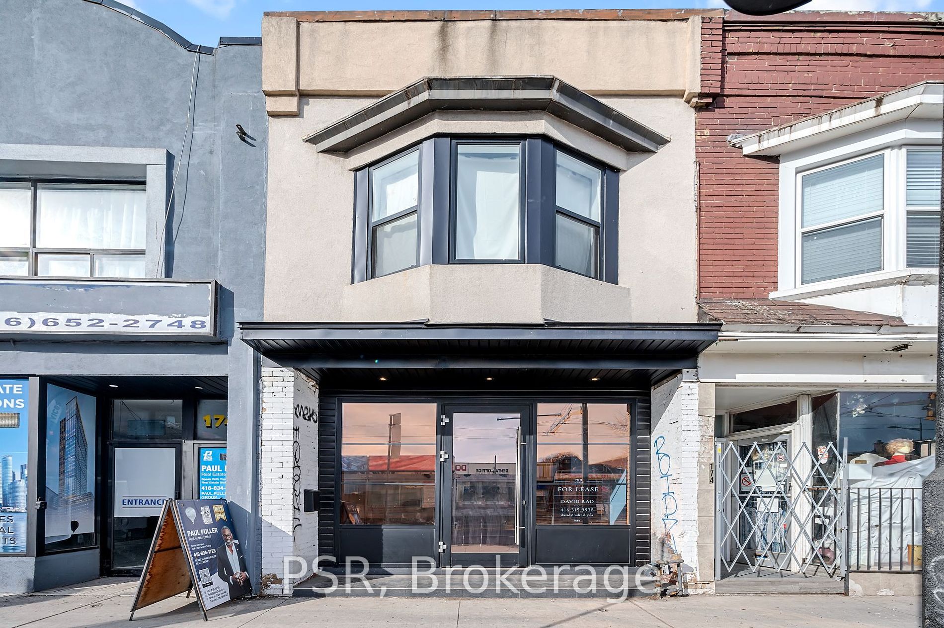 1742 St. Clair Ave W Property Photo 2
