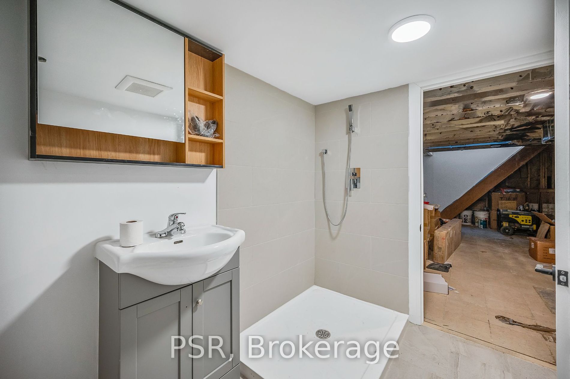 1742 St. Clair Ave W Property Photo 14