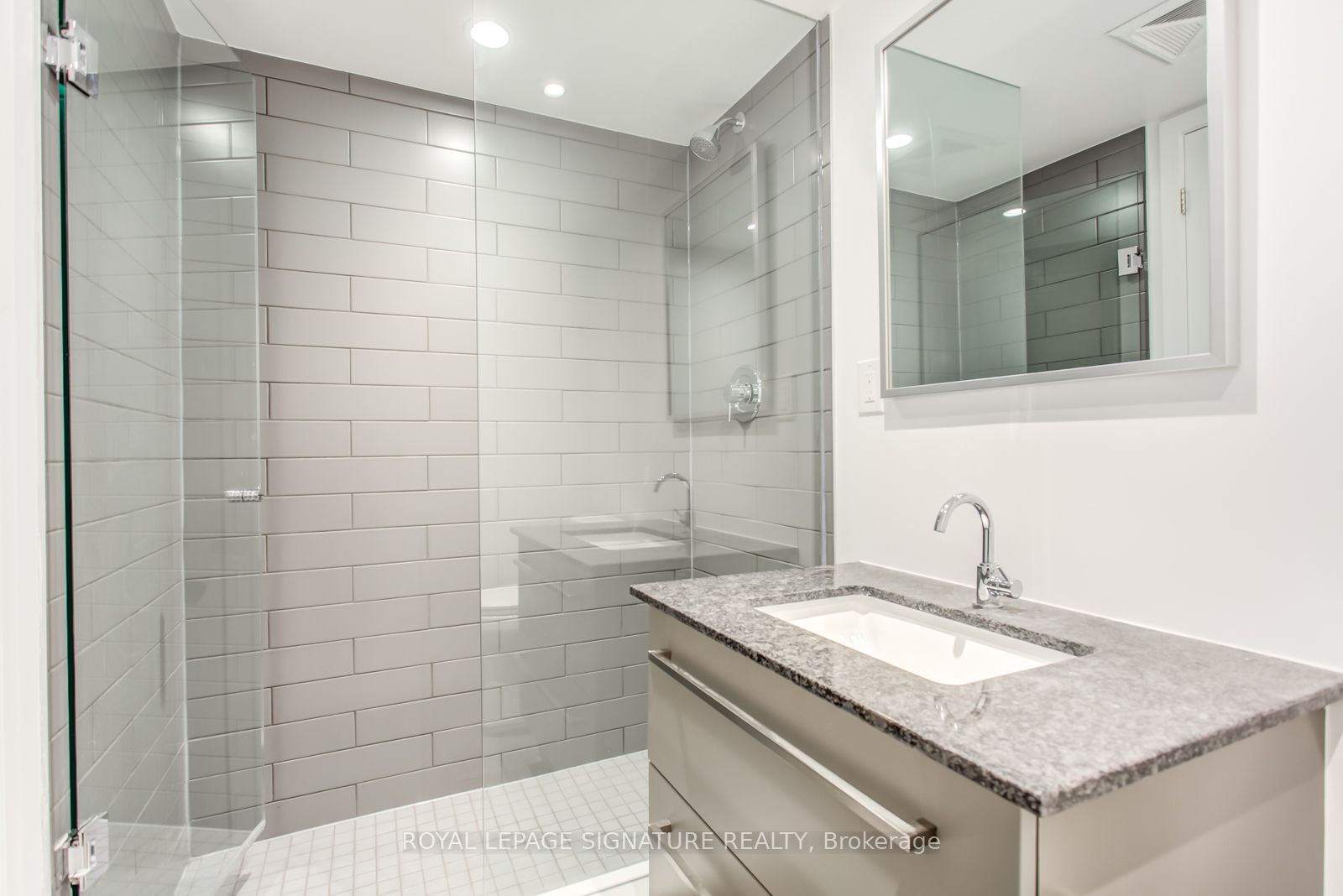 160 Flemington Rd 02 Property Photo 6