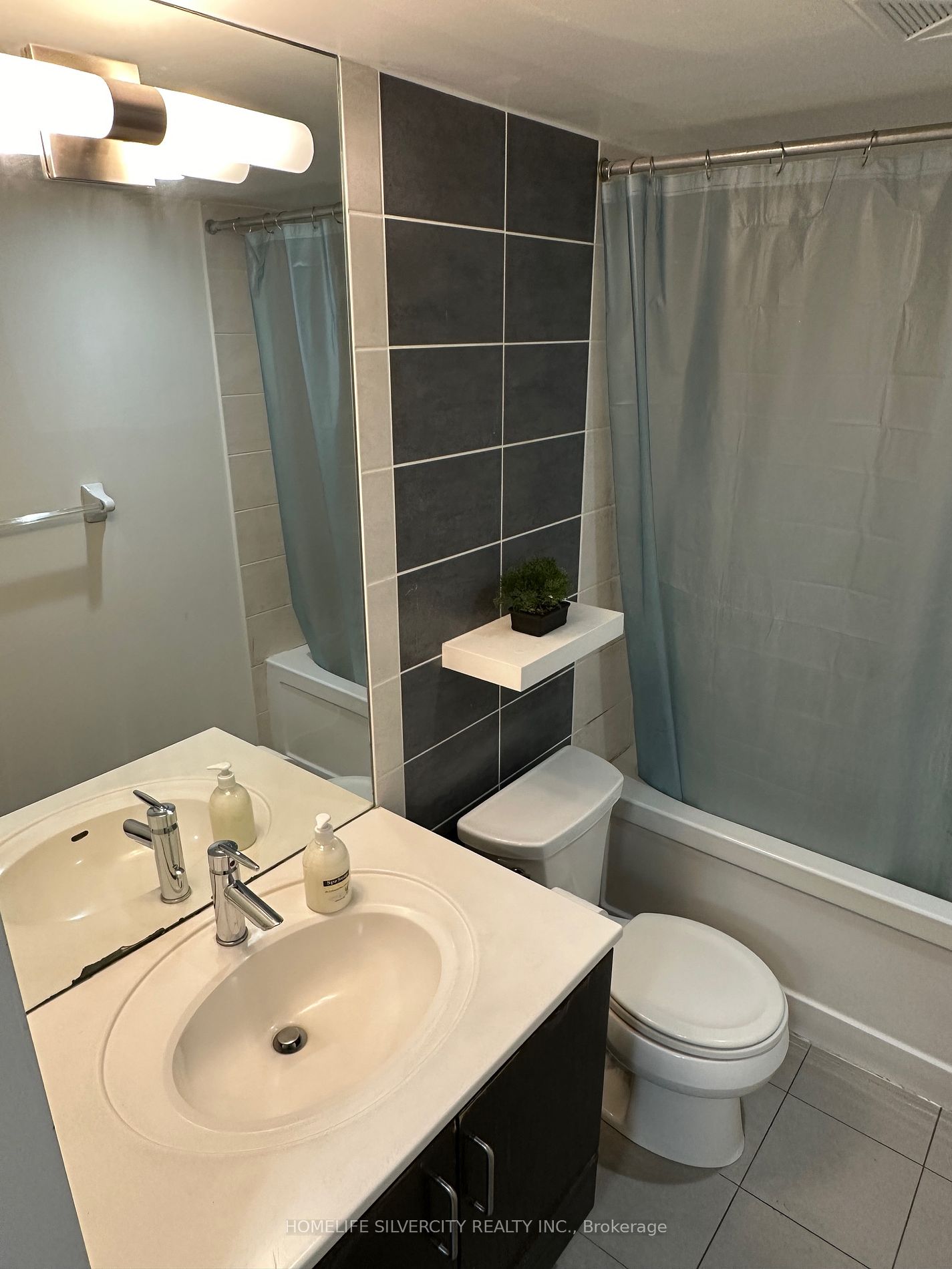 215 Sherway Gardens Rd 606 Property Photo 10