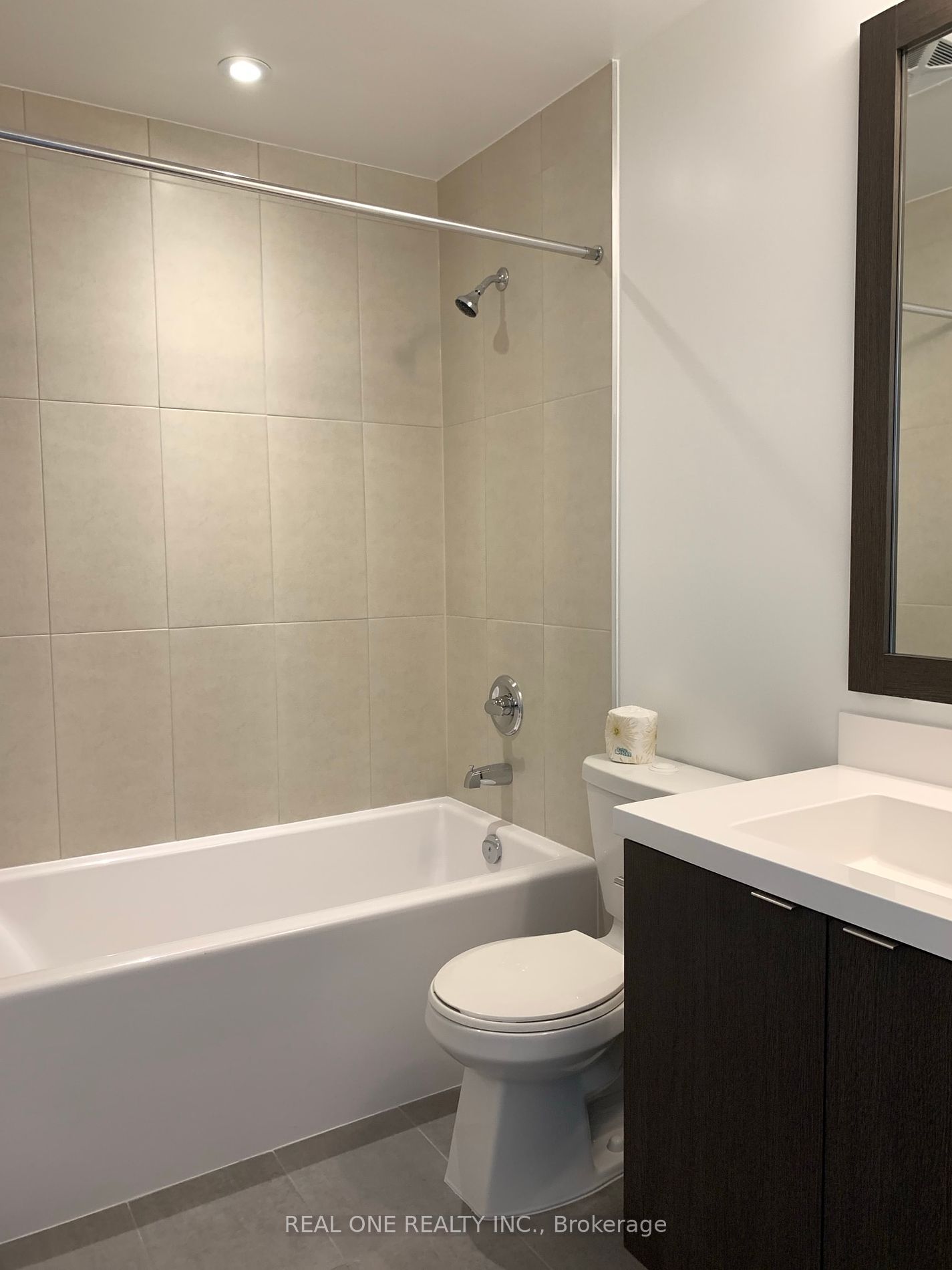 9 Mabelle Ave 15 Property Photo 15