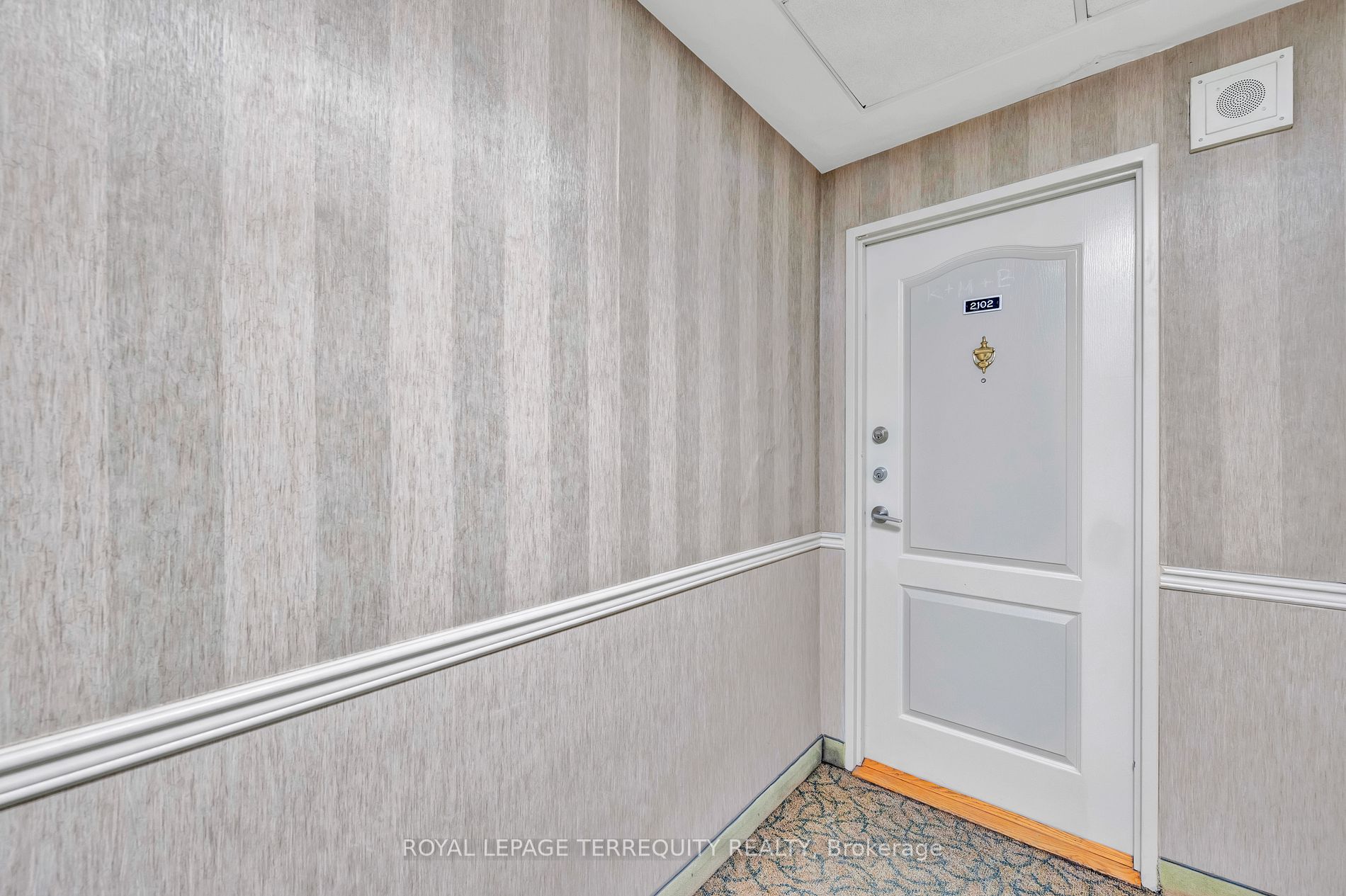 61 Richview Rd 2 Property Photo 4