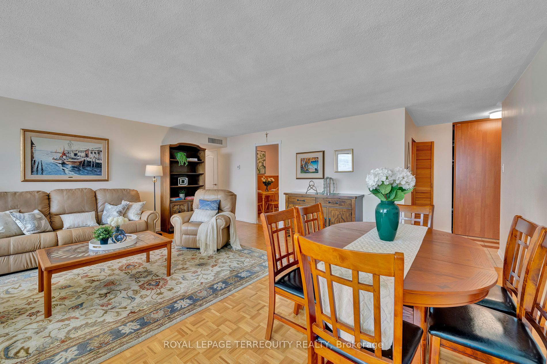 61 Richview Rd 2 Property Photo 14