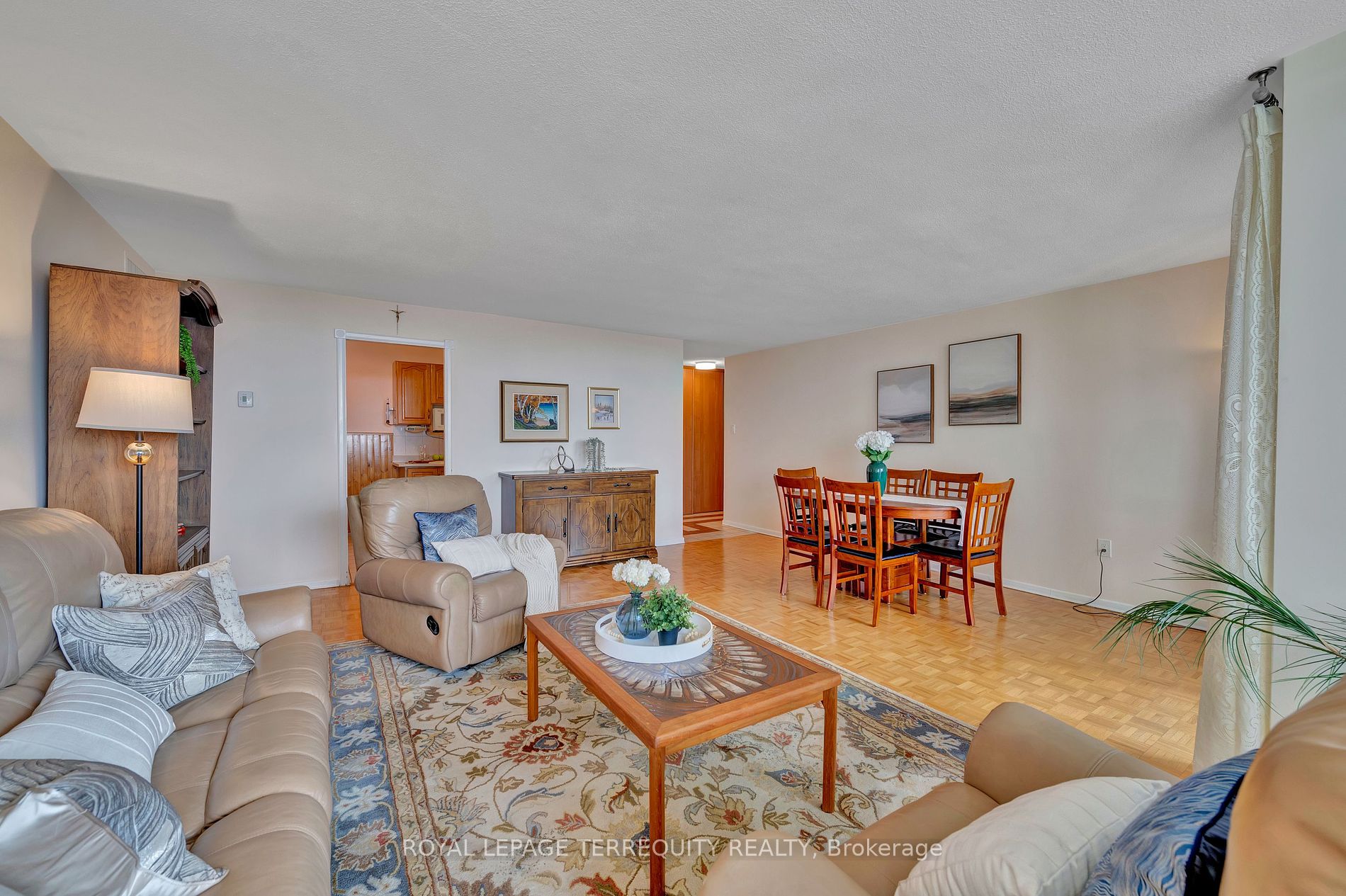 61 Richview Rd 2 Property Photo 15